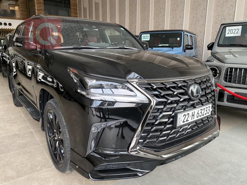 Lexus LX